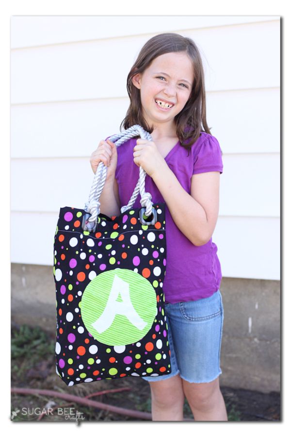 Last Minute Trick or Treat Bag (with grommets!) - Sugar Bee Crafts