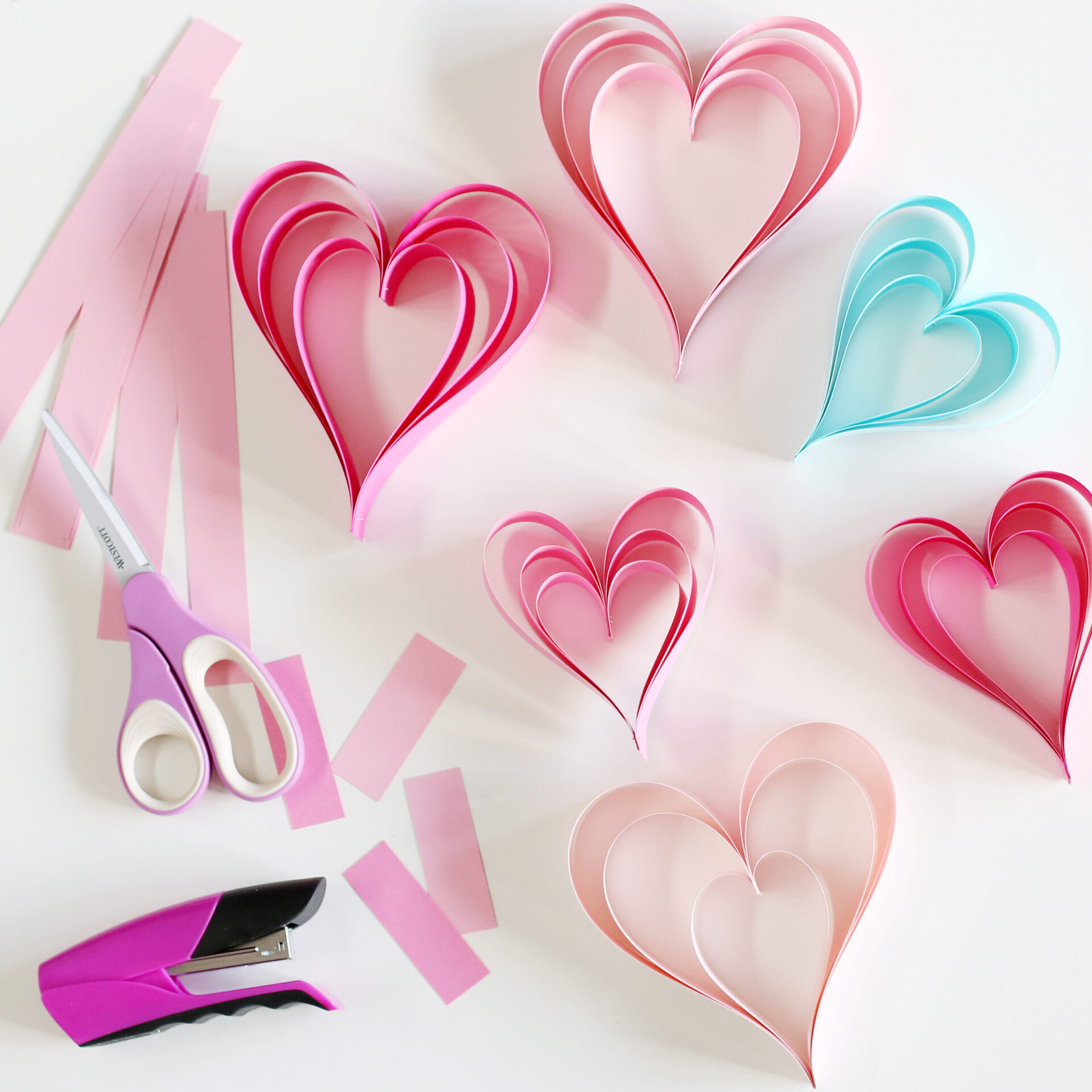 Make Paper Strip Hearts - Sugar Bee Crafts