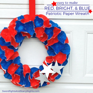 Easy to make red bright blue patriotic paper wreath cupcake wrappers 4th of july summer diy craft quick 30 minute cute festive square 2