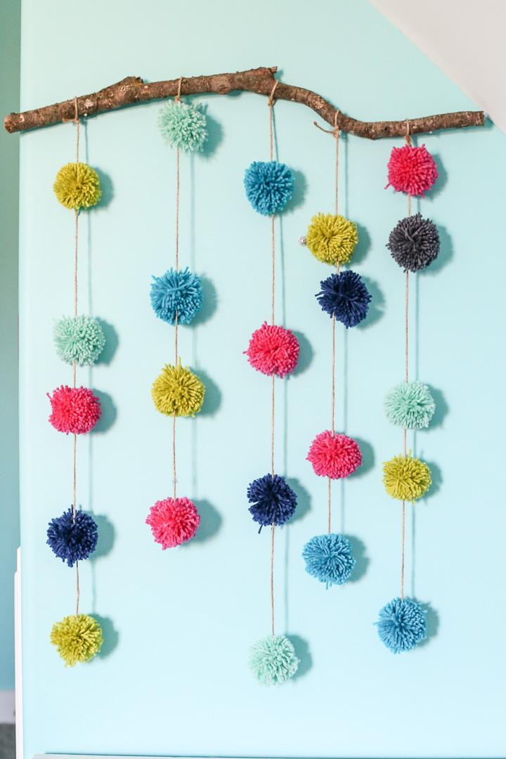 Pom Pom Craft - Sugar Bee Crafts