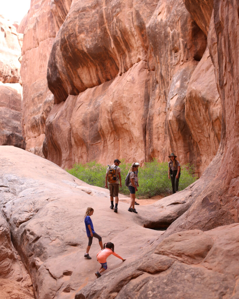 Arches fiery furnace family hike with kids08