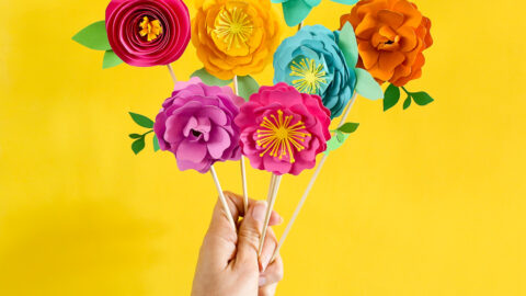 Simple paper flowers