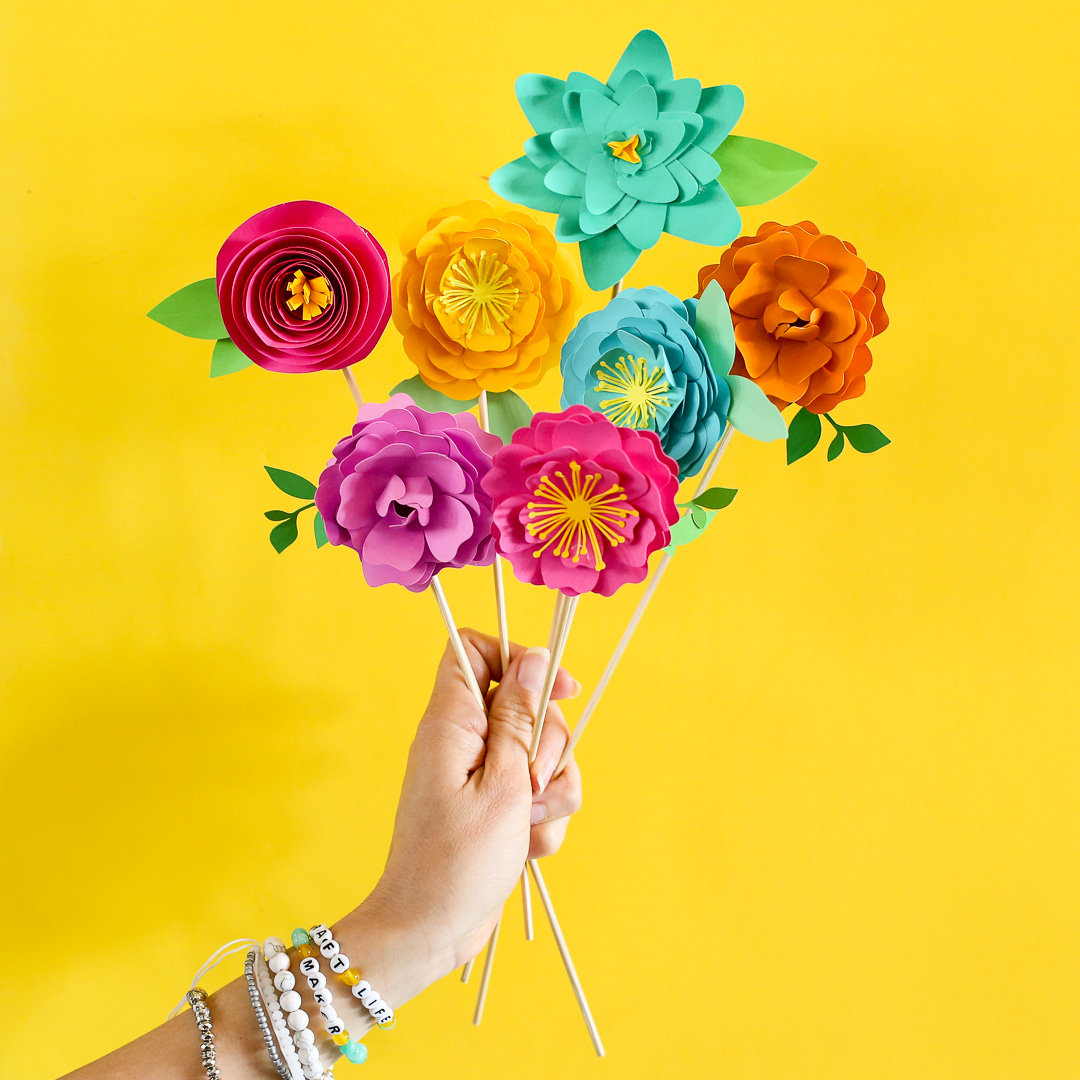 Mother's Day paper bouquet - paper flower craft ideas for all ages - DIY  ART PINS