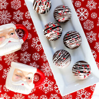 Easy hot chocolate bomb with free printable 3