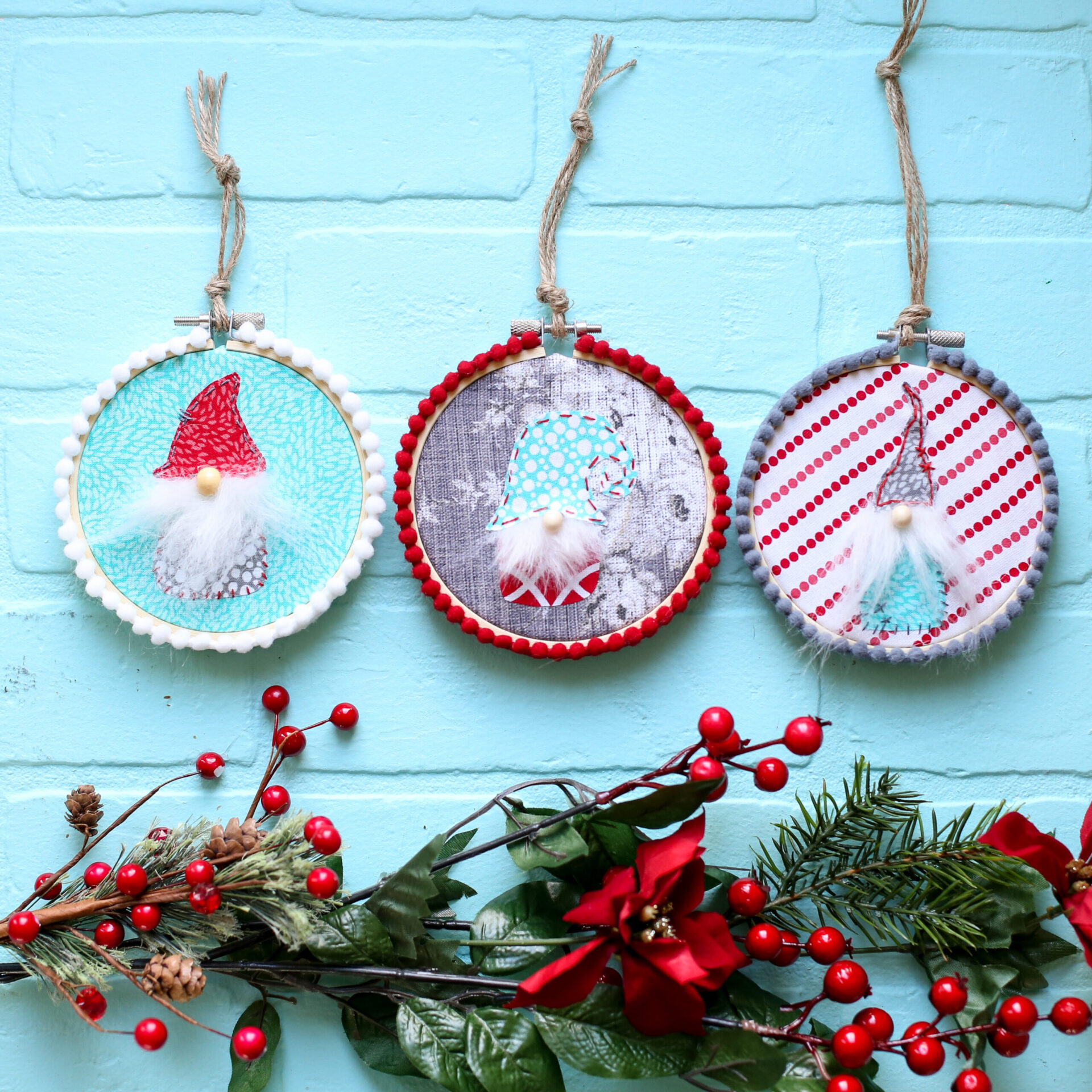 Embroidery Hoop Ornaments - Sugar Bee Crafts